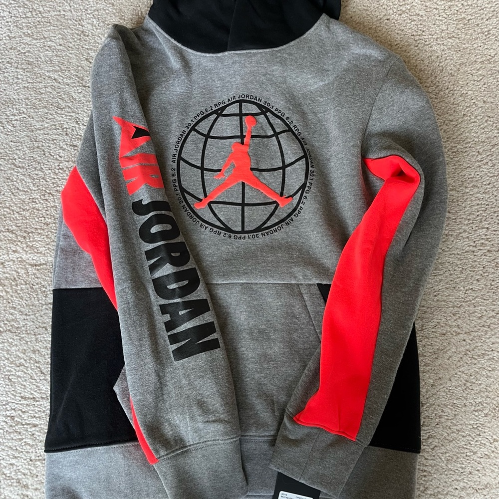 Brand new boys size XL Nike Jordan sweatshirt